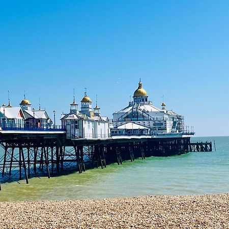 "The Parlour" Seafront Apartment Eastbourne Kültér fotó