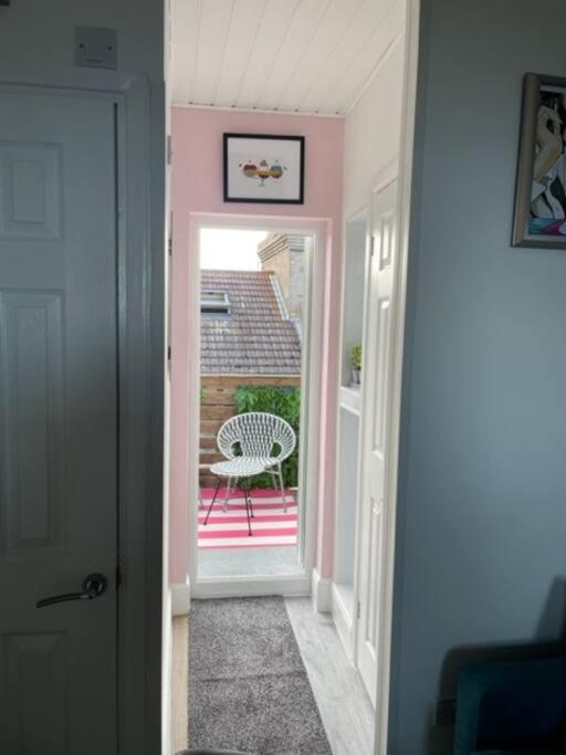 "The Parlour" Seafront Apartment Eastbourne Kültér fotó
