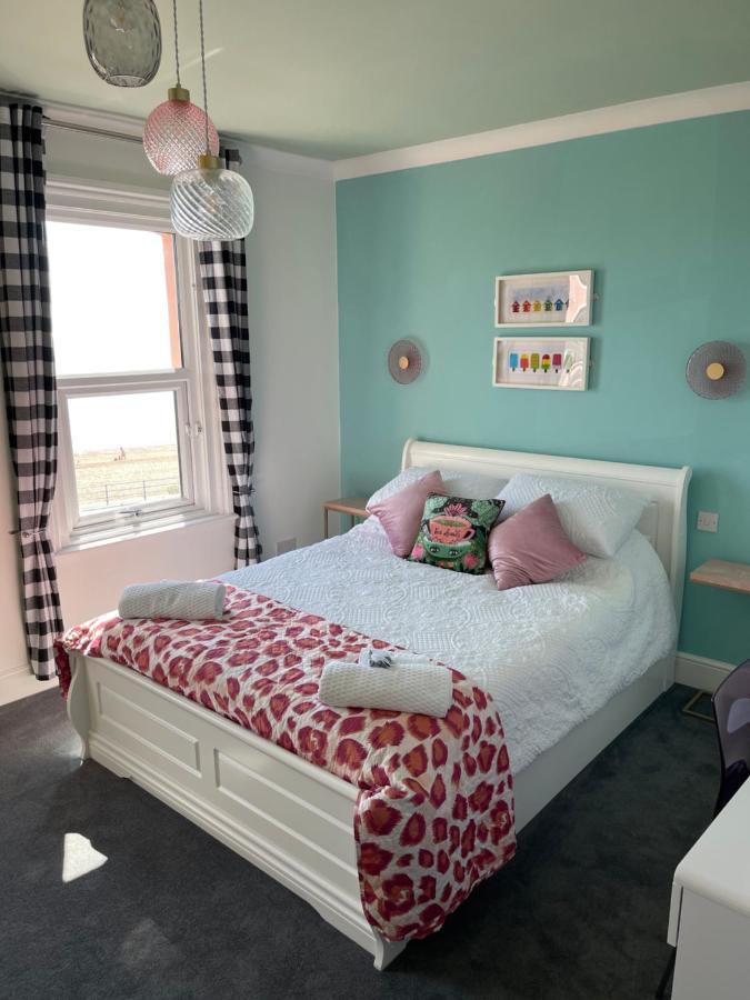 "The Parlour" Seafront Apartment Eastbourne Kültér fotó
