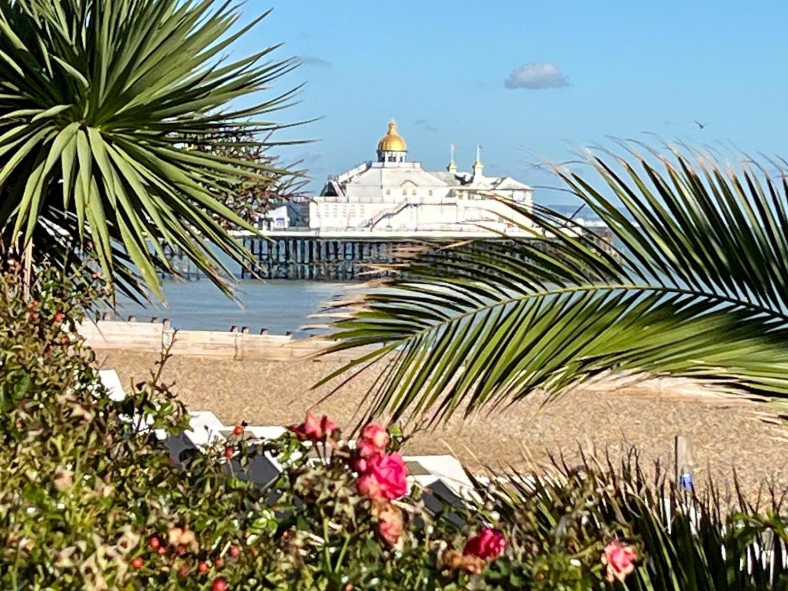 "The Parlour" Seafront Apartment Eastbourne Kültér fotó